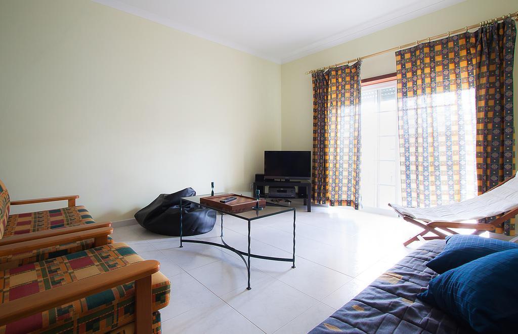 Filipe House, Lagos Apartment Номер фото
